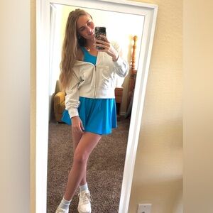 Meet your Posher, Magi